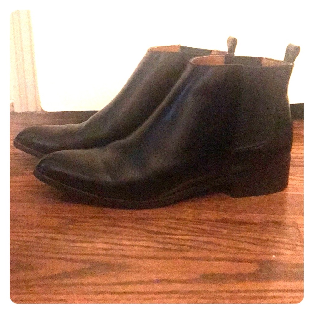 Gap pointed toe booties